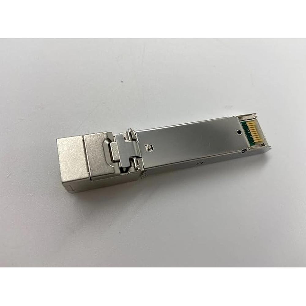 FCLF8522P2BTL 1000BASE-T Copper SFP Transceiver – Close-up Detail