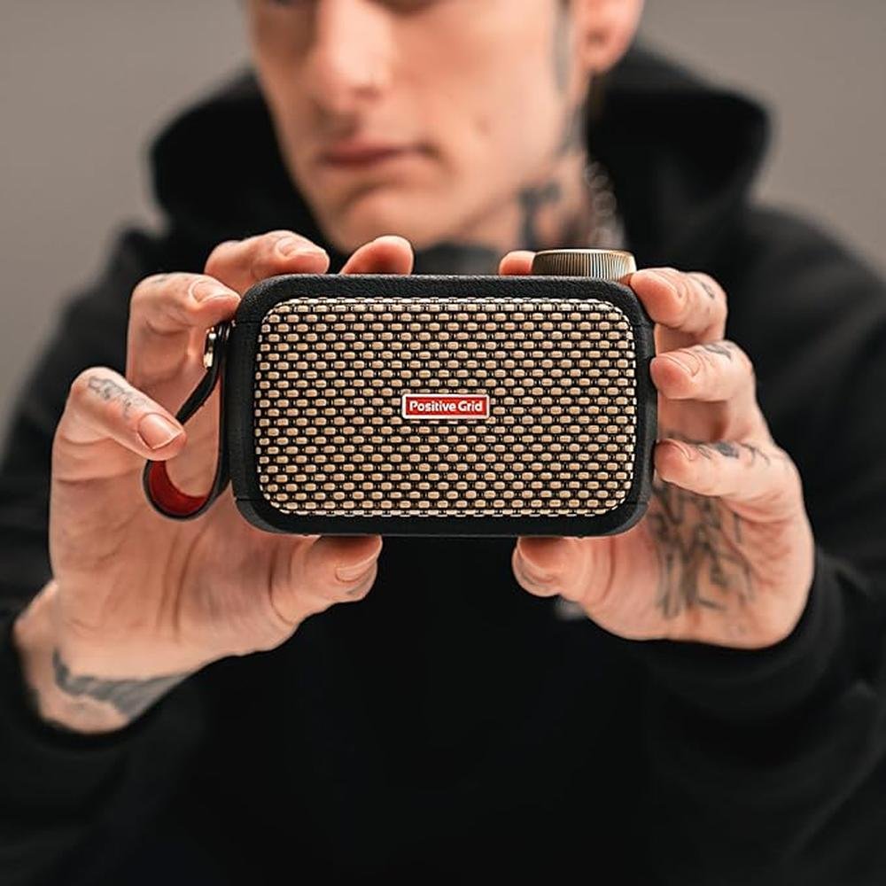 Best Portable Guitar Amp: Positive Grid Spark GO 5W – Packaging