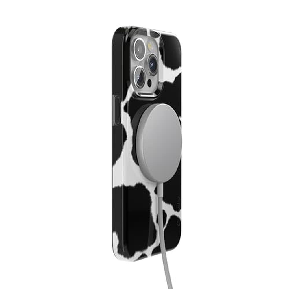 Casely iPhone 15 Pro Max Case – Packaging