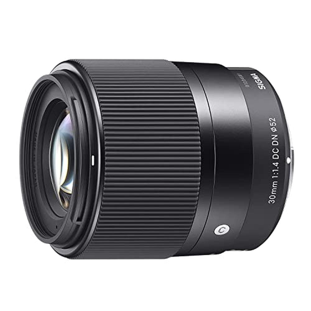 30mm Mount: Sigma 30mm F1.4 DC DN – Close-up Detail
