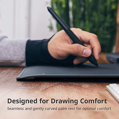 Tablet Drawing: Xencelabs Graphic Tablet Medium Wireless – In Use