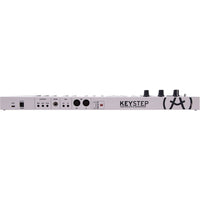 Arturia KeyStep 430201 32-key Compact Keyboard Controller/Sequencer with Microfiber and Free EverythingMusic 1 Year Extended Warranty