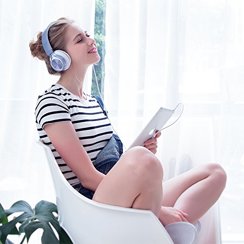 Headphones Ailihen: Ailihen Kids Headphones with Microphone – Close-up Detail