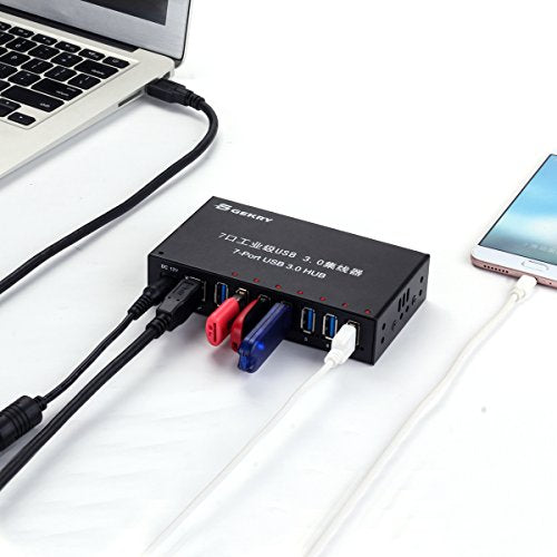 GEKRY USB 3.0 Hub: 7-Port Powered USB Data Hub with 36W AC – Close-up Detail