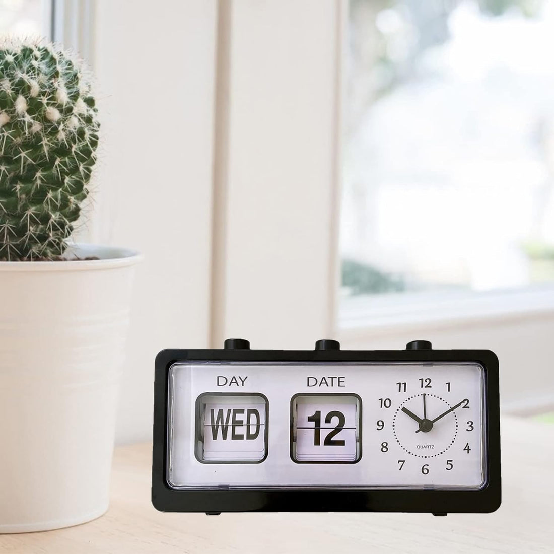 TITA-DONG Digital Calendar Alarm Clock, Vintage Manual Jump Calendar Alarm Clock, Stable Fashionable Plastic Table Calendar Desktop Alarm Clock for Study Room, Bedroom, Living Room, Office(Black)