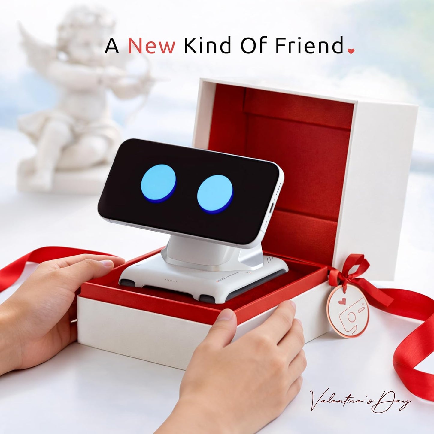 LOOI Robot-Space Black: AI Desktop Robot Companion – Close-up Detail