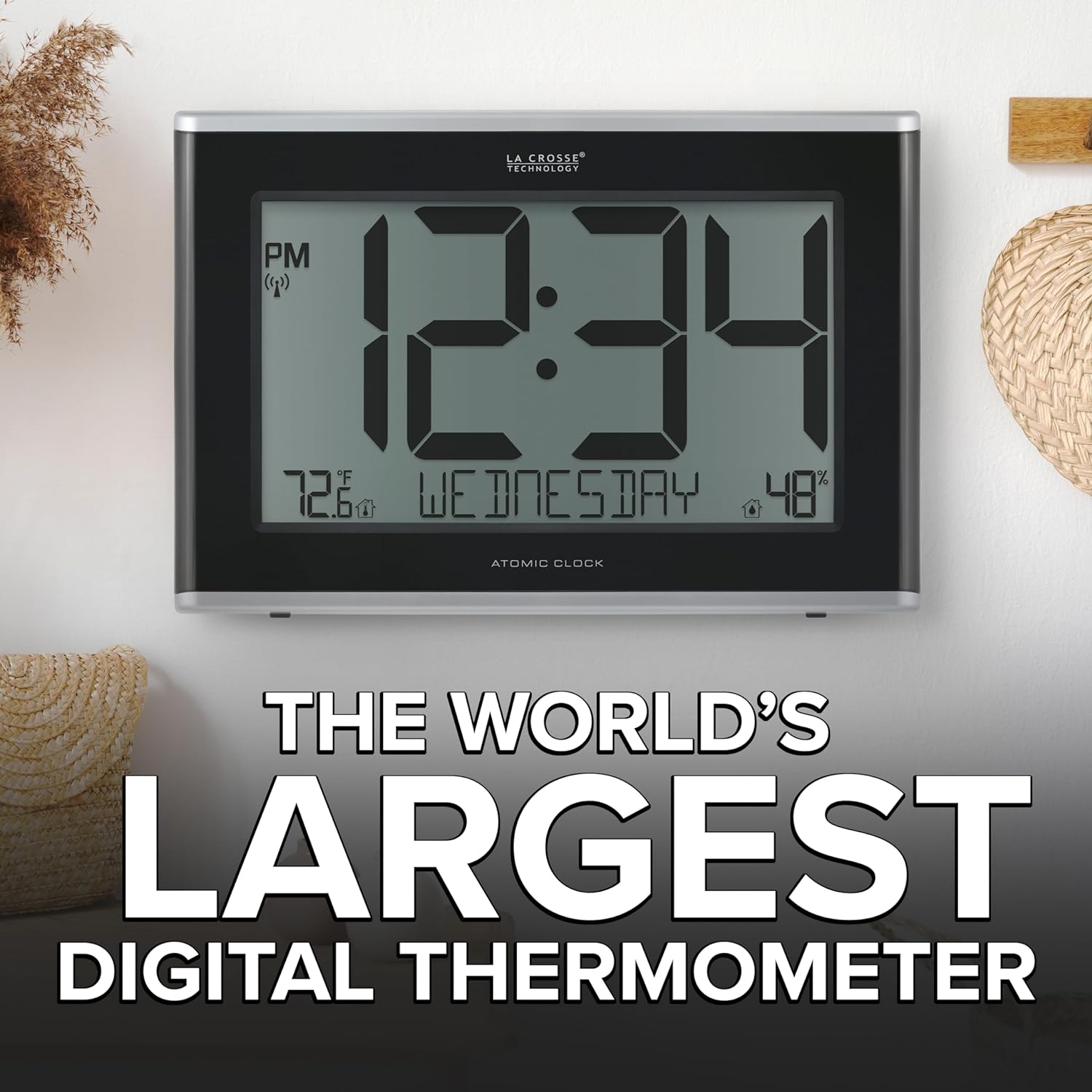 La Crosse Technology 513-05867-INT Extra-Large Atomic Digital Clock with Indoor Temperature and Humidity