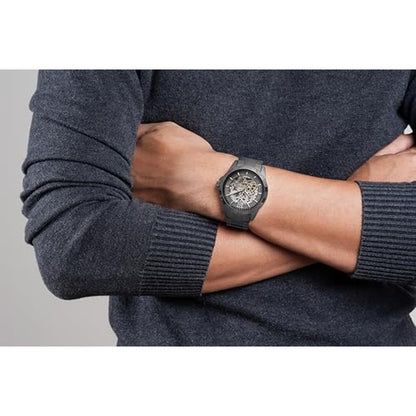 RELIC Men's Analog Display Gray Watch (Model: ZR11853) – In Use