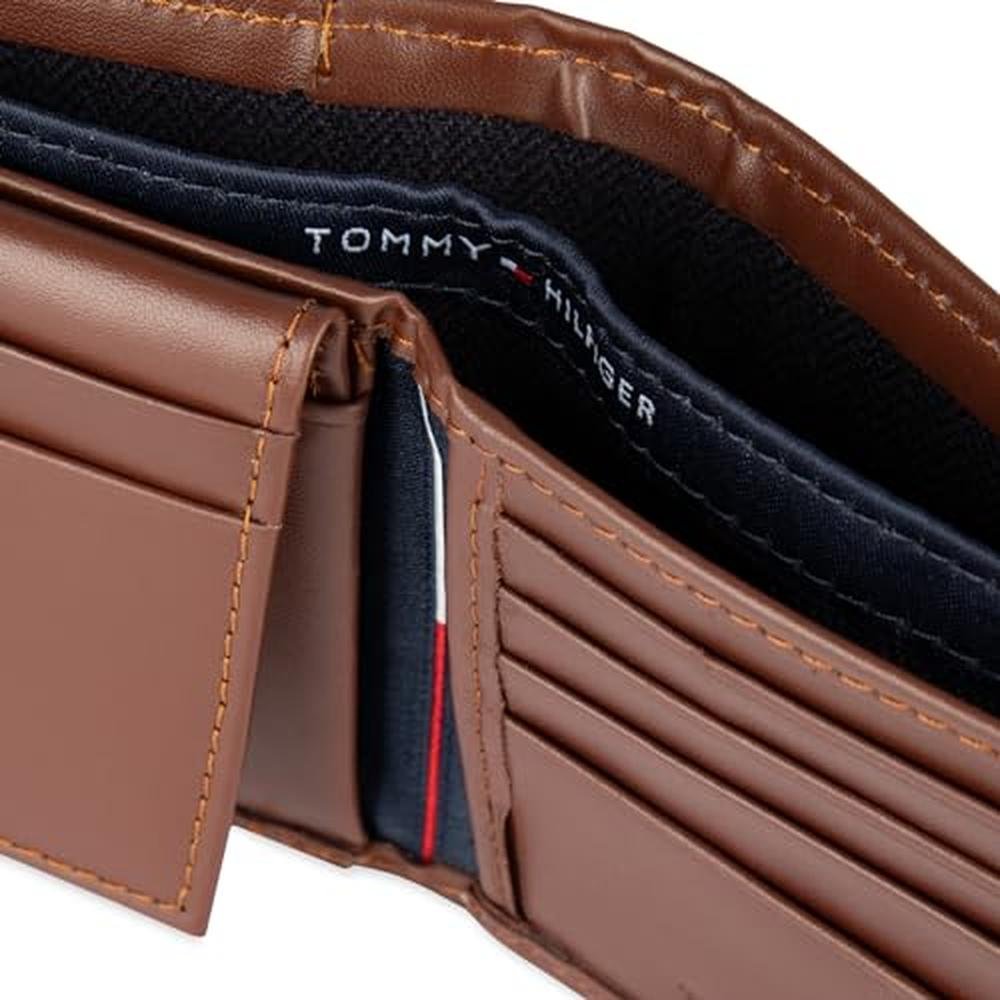 Tommy Hilfiger Men's Leather Wallet – Close-up Detail