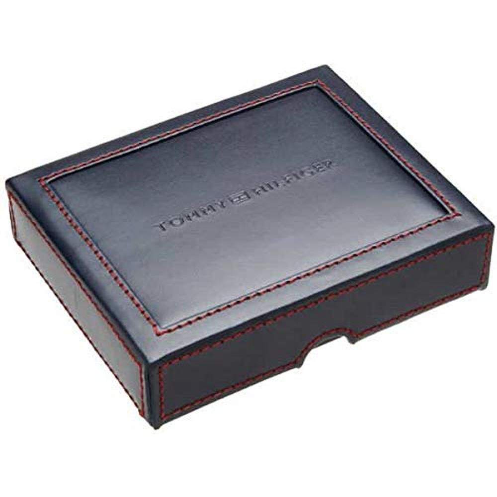 Tommy Hilfiger: Men's Leather Wallet Slim Bifold with 6 – In Use