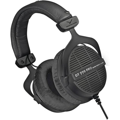 beyerdynamic DT 990 PRO 250 ohm – In Use
