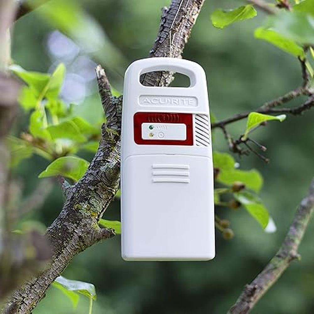 Acurite 06045M: AcuRite Lightning Detector Sensor with – Packaging