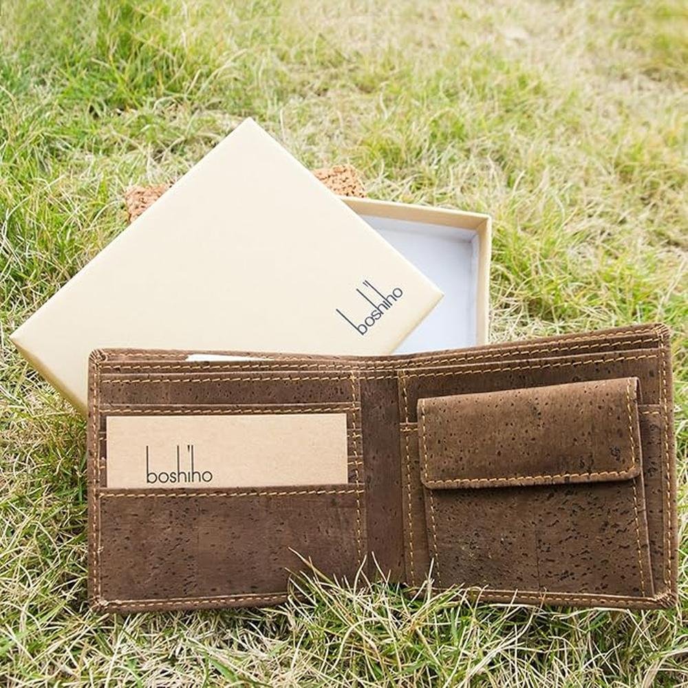 Vegan Boshiho: RFID Blocking Cork Wallet Slim Bifold – Side View