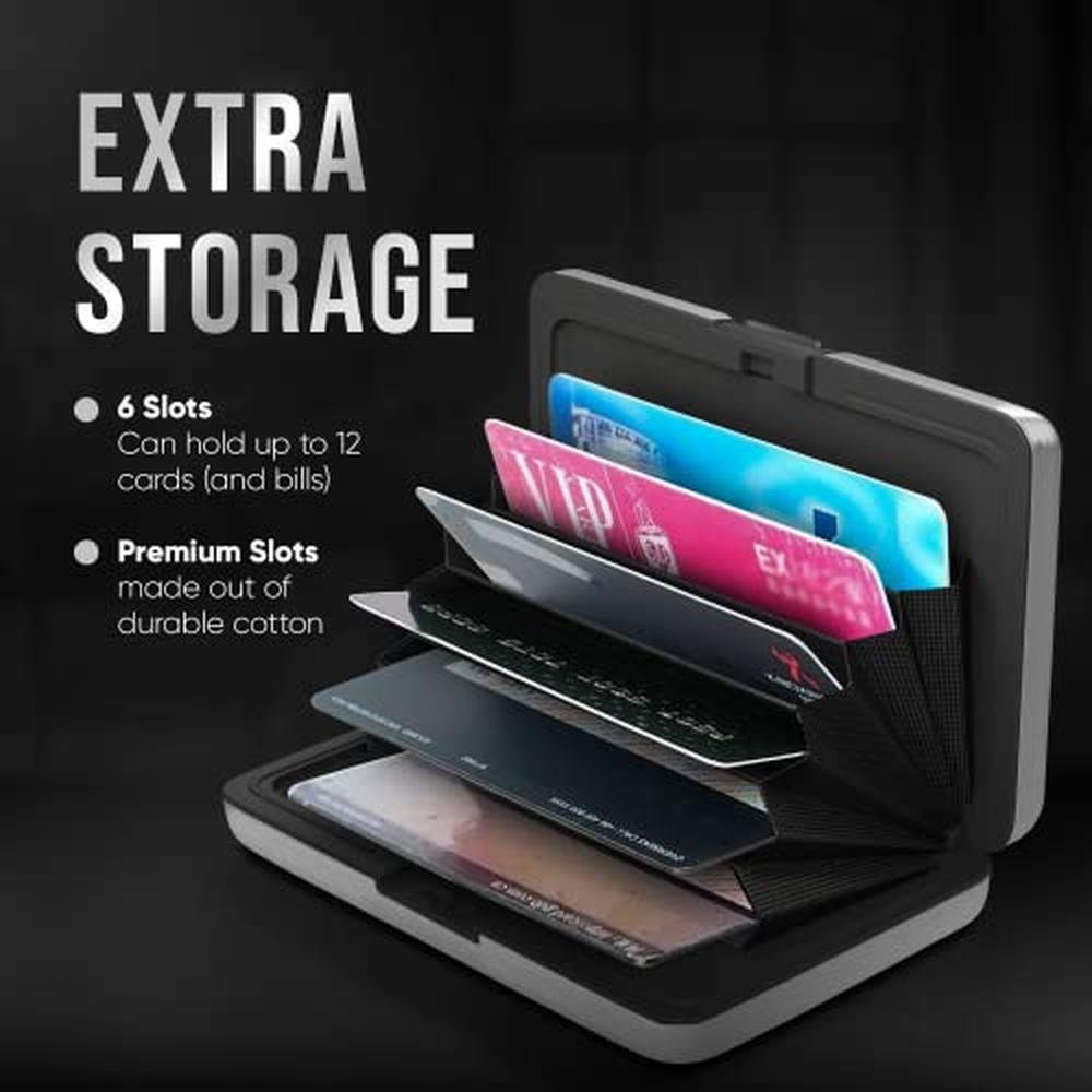 Wallet Topmost: Aluminum Wallet Card Case – In Use