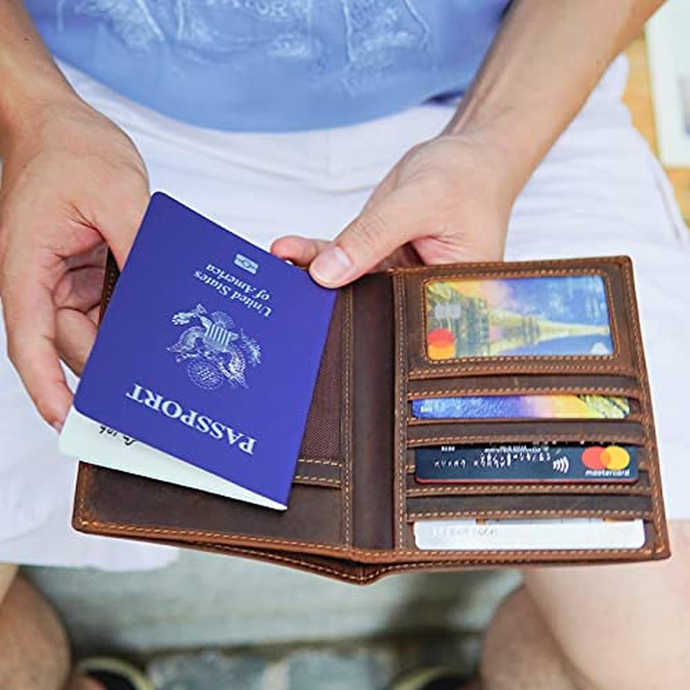 Polare Luxury RFID Blocking Leather Passport Holder Travel – Close-up Detail