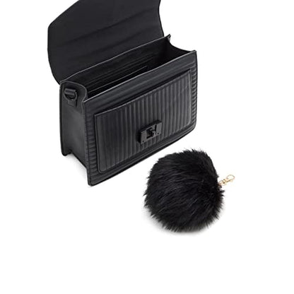 Aldo Women: Aldo Jerilini Top Handle Bag Black – Close-up Detail