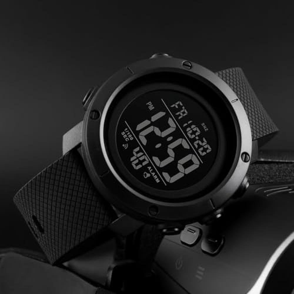 Digital Watch: Sports Waterproof Military Back Light Small – In Use