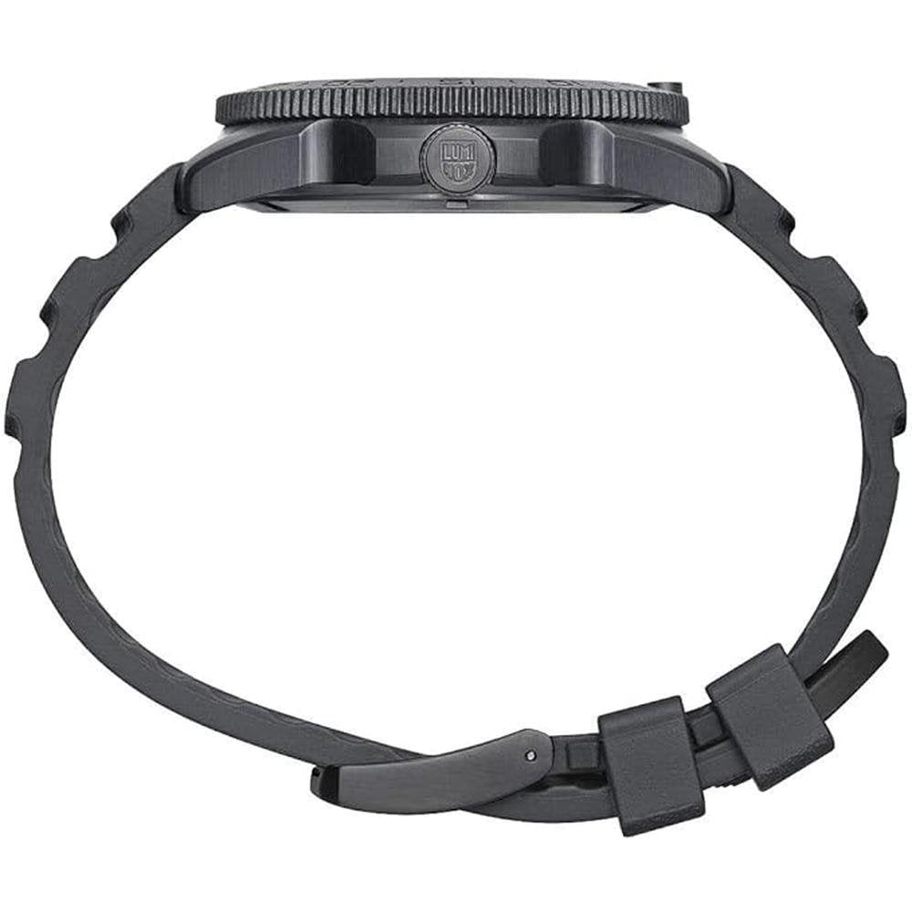 Luminox Men: Luminox Sea Pacific Diver 3120 Series Quartz – Side View