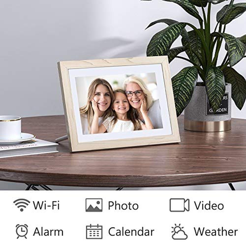Touch Digital: Dragon Touch Digital Picture Frame 10 Inch – In Use