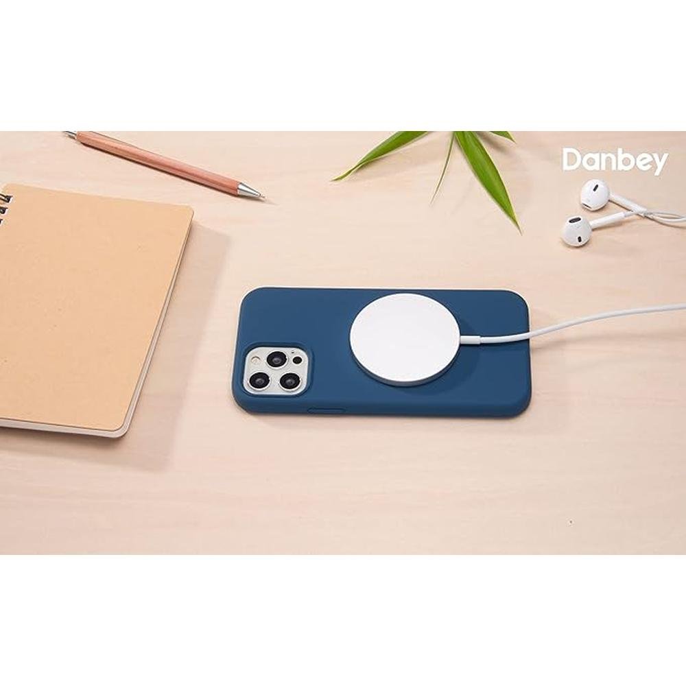 Danbey for iPhone 12/12 Pro Case Premium Genuine Liquid – Close-up Detail