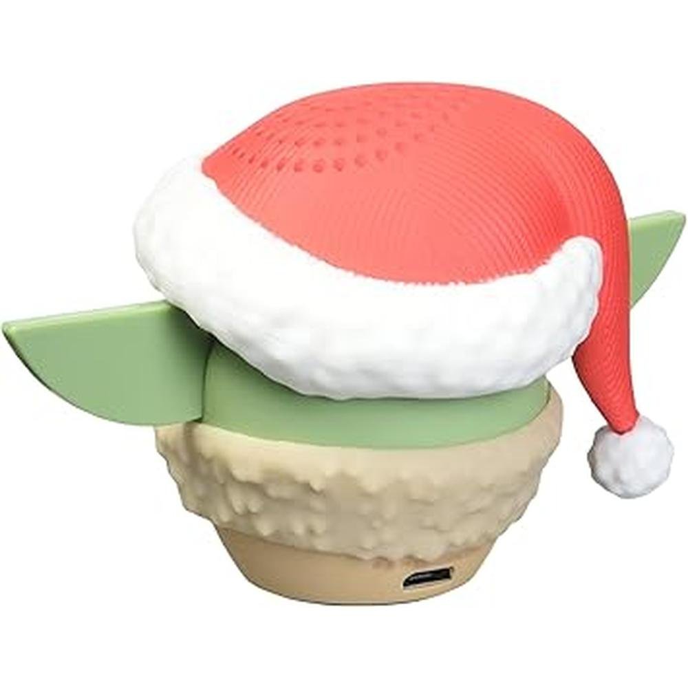 Bitty Boomers: Star Wars The Mandalorian Grogu with Santa – Close-up Detail