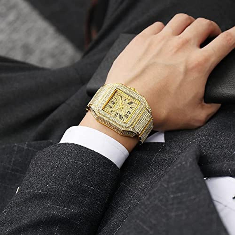 Watch Fashion: Hip Hop Mens Crystal Watch Rectangle Case – Close-up Detail