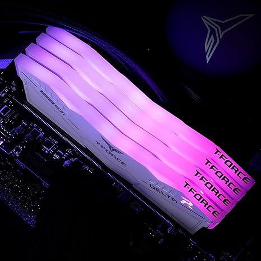 RAM TeamGroup T-Force Delta RGB DDR5 32GB 2x16GB 6400MHz – Side View
