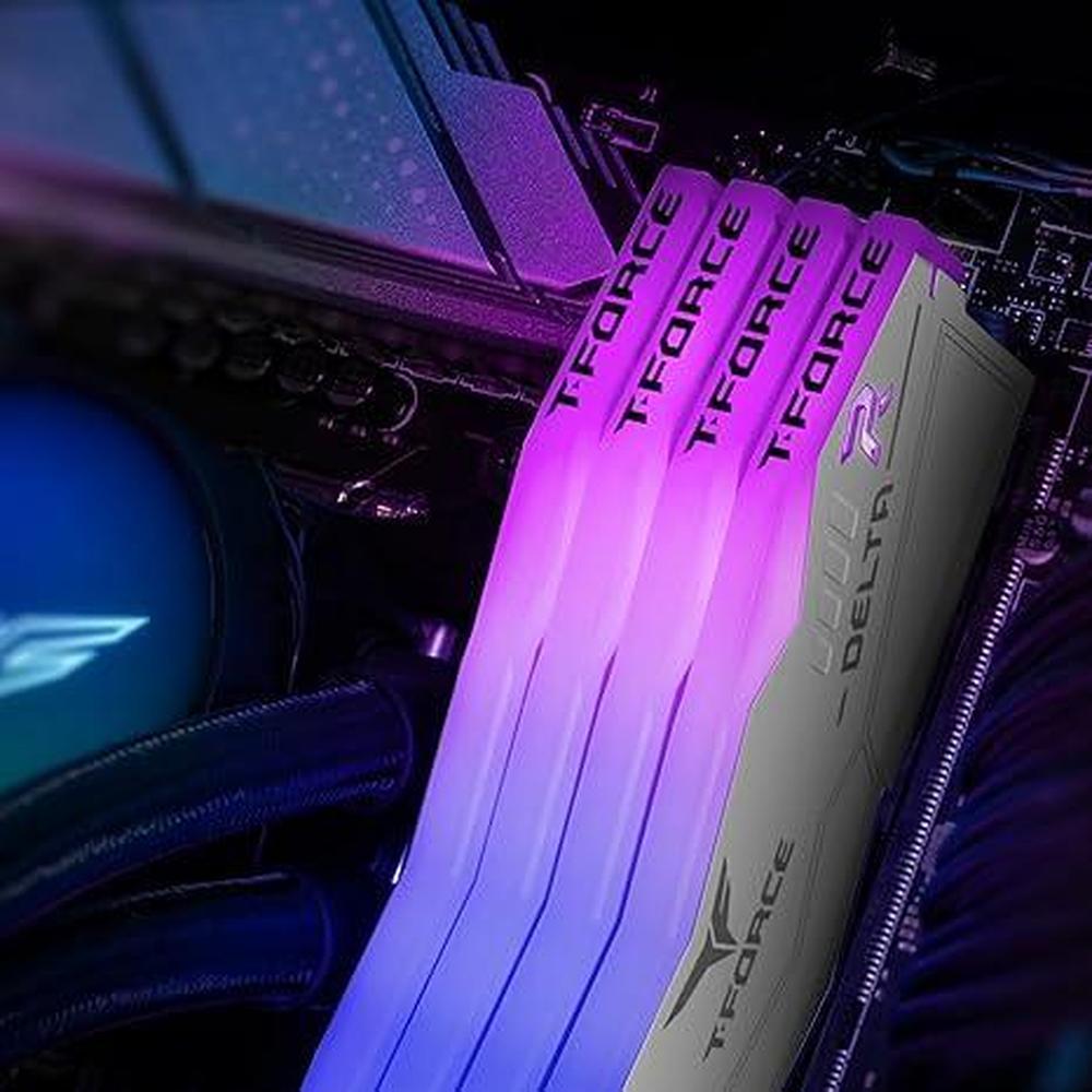 RAM TeamGroup T-Force Delta RGB DDR5 32GB 2x16GB 6400MHz – In Use