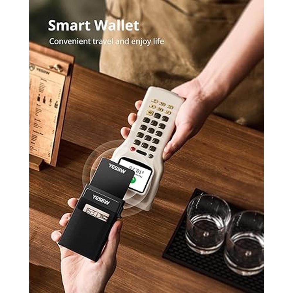 Wallet Men: YESIIW Ultra Slim Wallet with RFID Protection – In Use