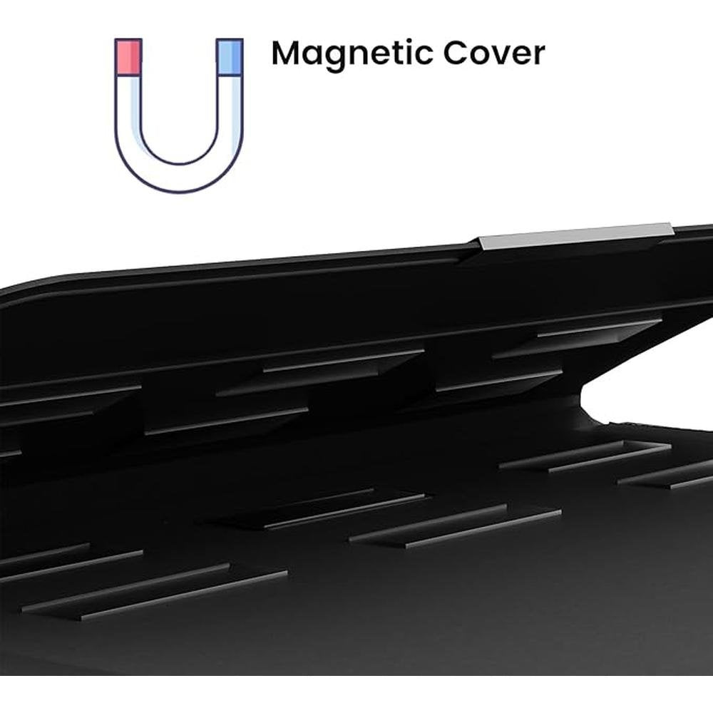 MacBook INVZI Sleeve: INVZI Vegan Leather Case for 13-14 – In Use