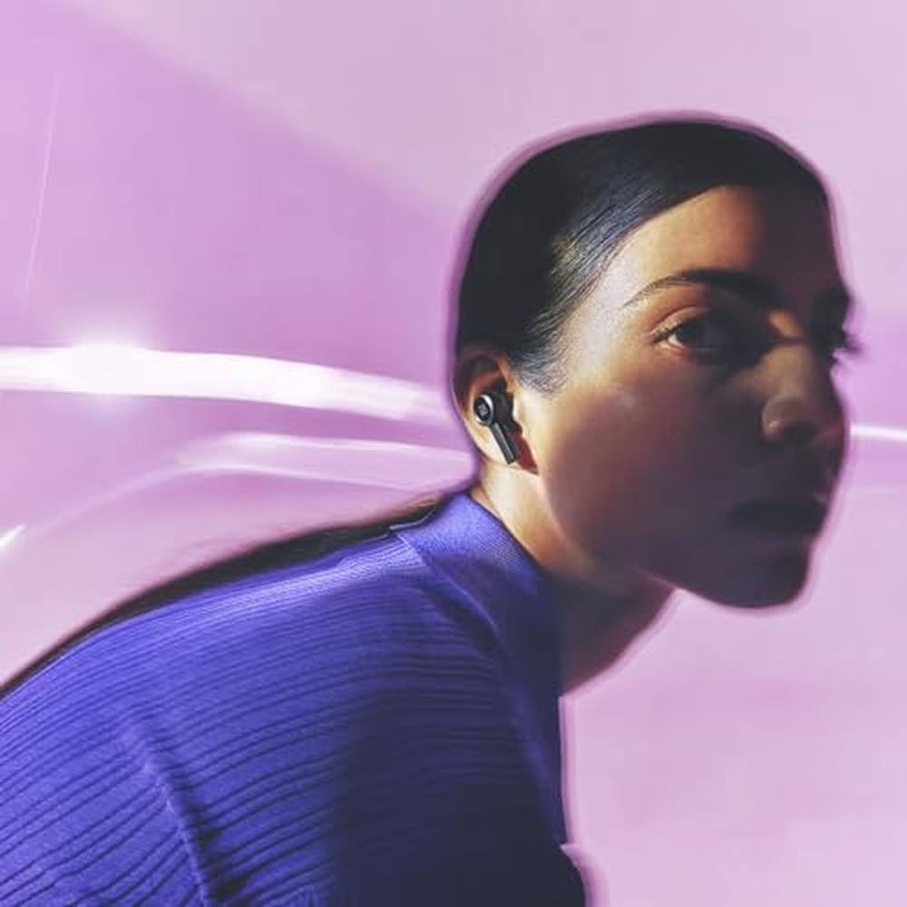 Bang Olufsen Beoplay EX: Wireless Bluetooth Earphones with – In Use