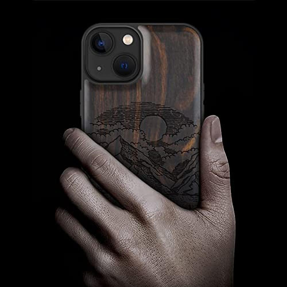 Wood Case: Carveit Magnetic iPhone 13 Case Natural Wood – Side View