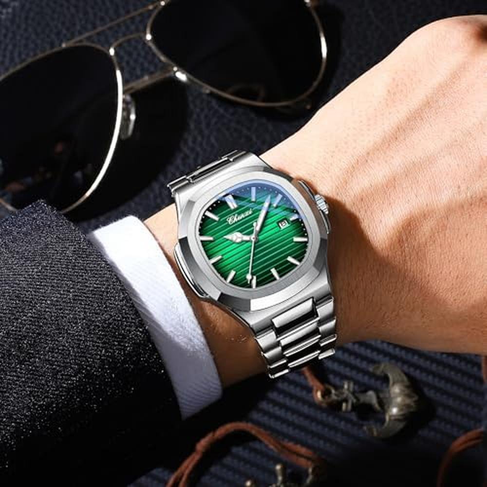 Gosasa Fashion Men's Watches: Luminous Calendar Casual Watch – Side View