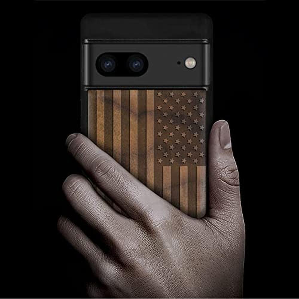 Wood Case: Carveit Pixel 7 Natural Wood Black Soft TPU – Side View