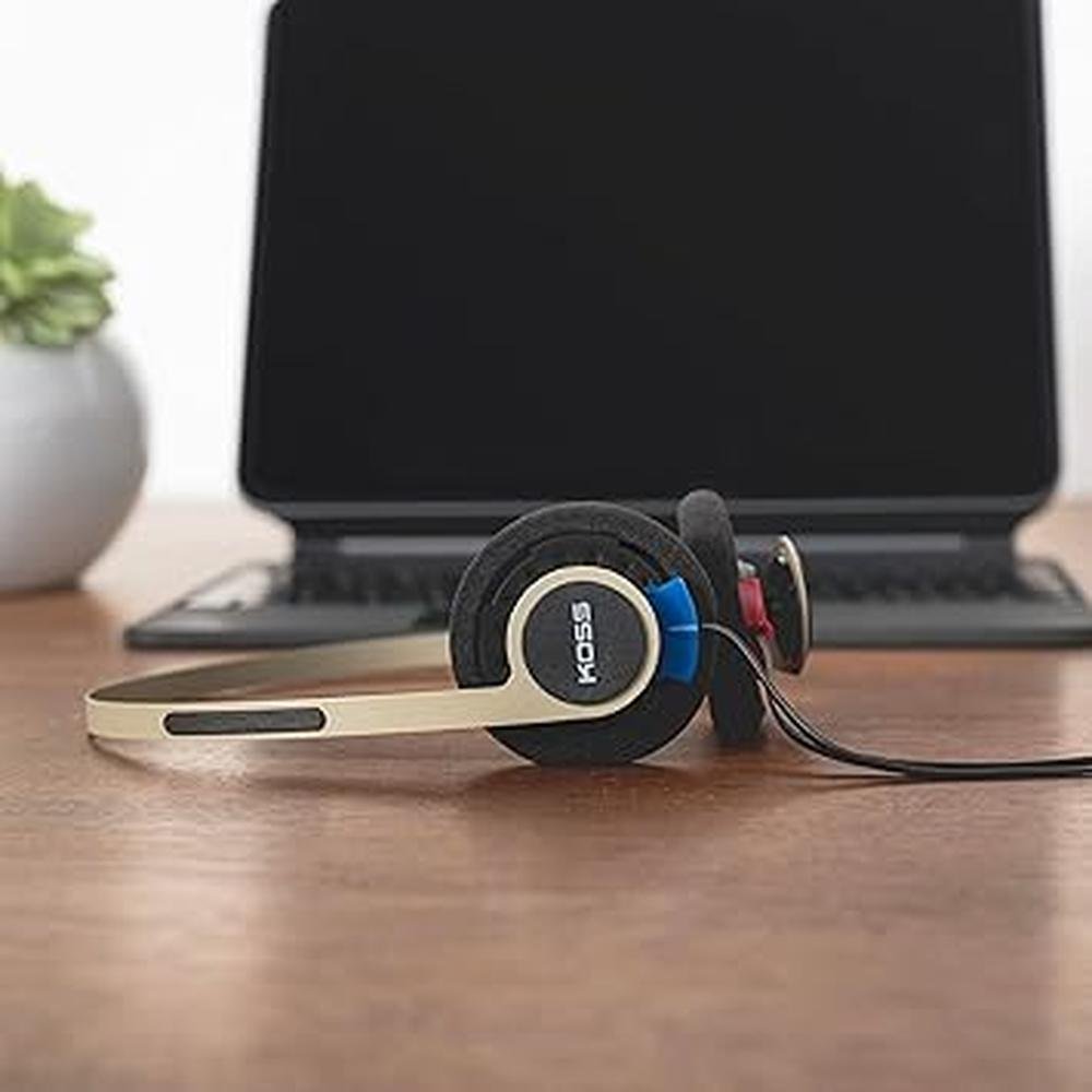 Koss KPH40: Koss KPH40 Utility On-Ear Headphones Detachable – In Use