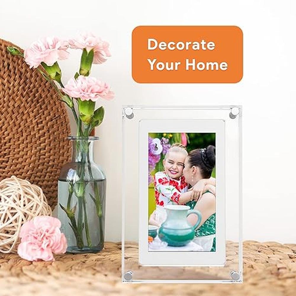 Acrylic Picture Frame: HAKRDRDO 5-Inch Digital Frame – In Use