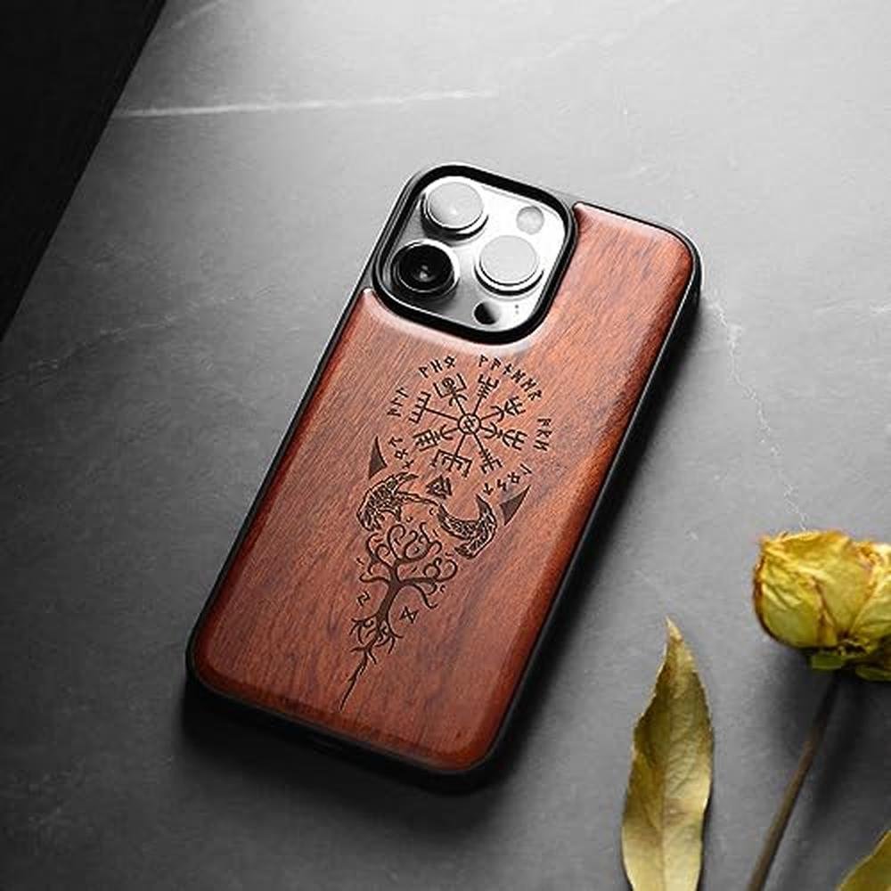 Carveit Case: Carveit Magnetic Wooden Case for iPhone 15 – In Use