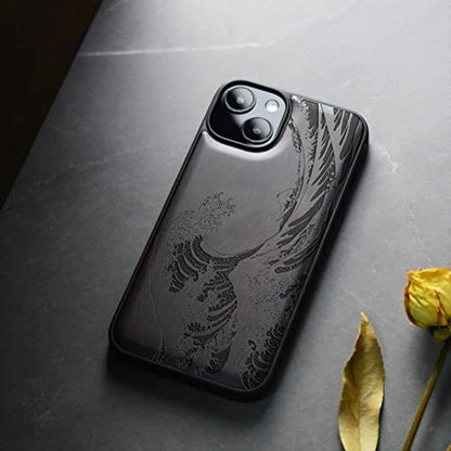 Carveit Case: Carveit Magnetic Wooden Case for iPhone 15 – In Use