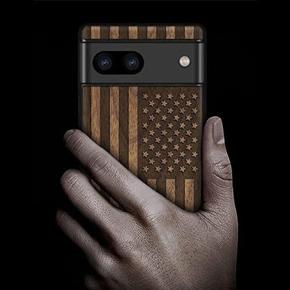 Wood Case: Carveit Pixel 8 Natural Wood Black Soft TPU – Side View