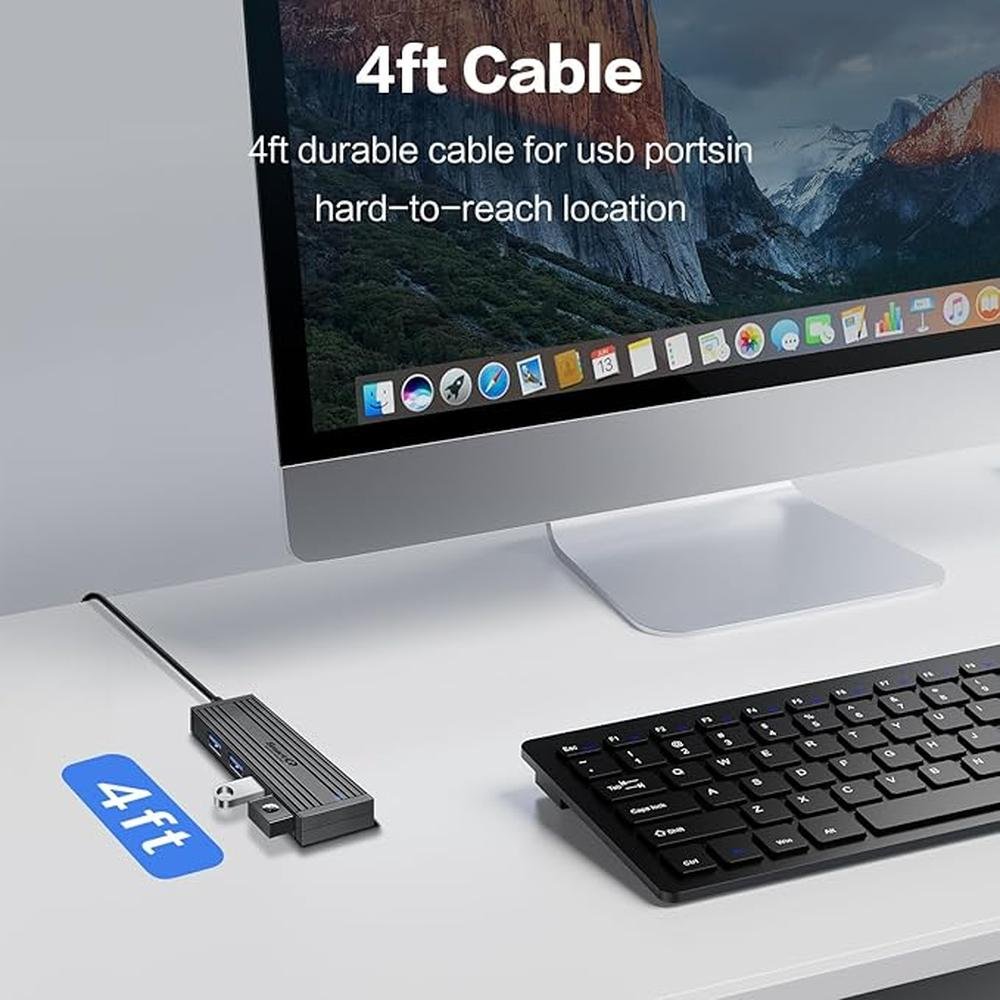 4-Port USB 3.0 Ultra-Thin Data Hub – In Use