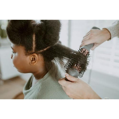 Brush Hair: Hairitage Volumizing One Step Blow Dry Brush – In Use