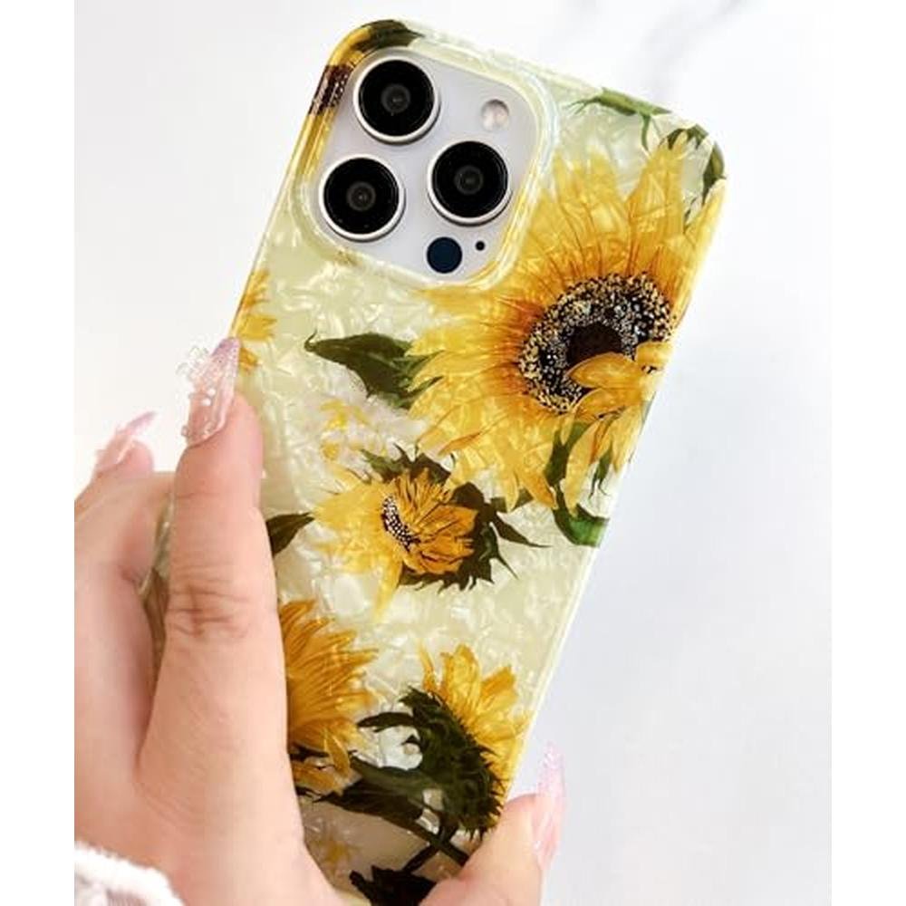 iPhone Case: Qokey Compatible for iPhone 16 Pro Cute Soft – Close-up Detail