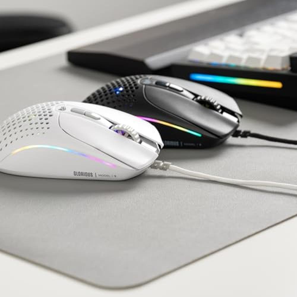 Glorious Gaming Model I 2 Wired Gaming Mouse: 9 – Side View