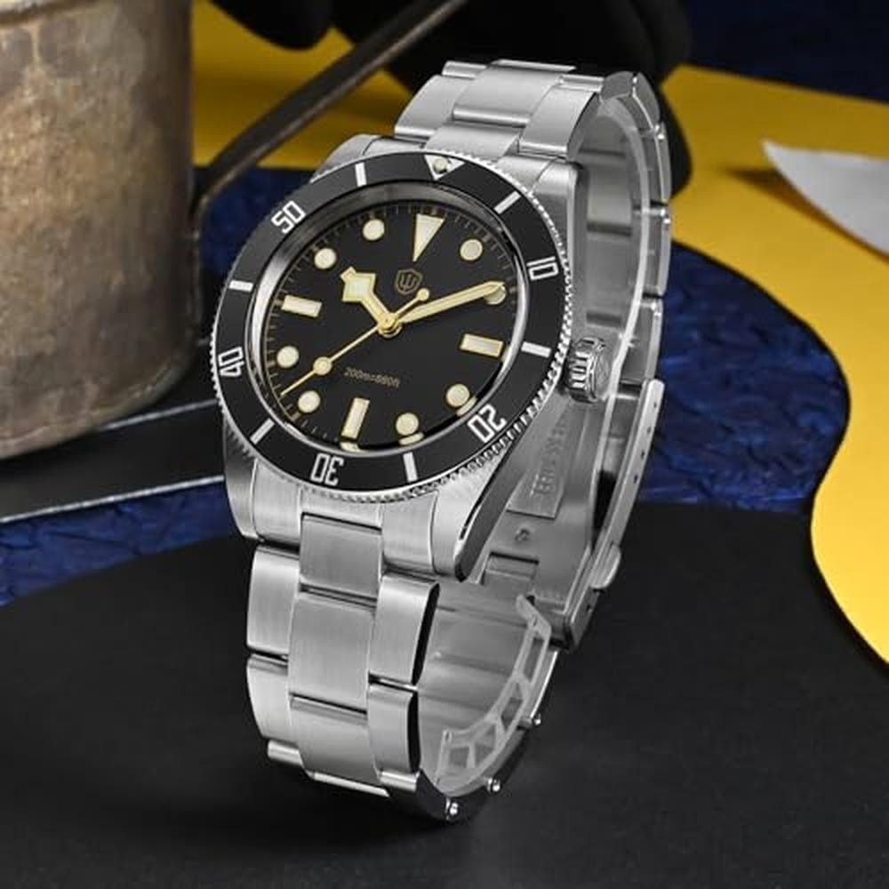 Watches: Watchdives WD7922 BB54 Mens Watch 37mm Sapphire – Close-up Detail
