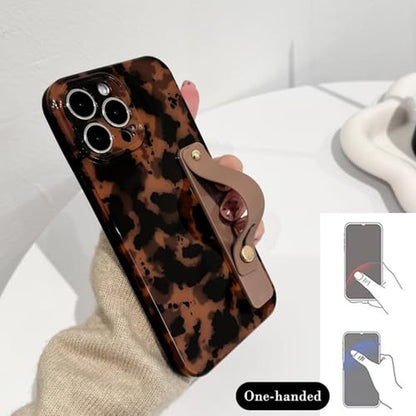 NITITOP Compatible iPhone 13 Pro Case – In Use