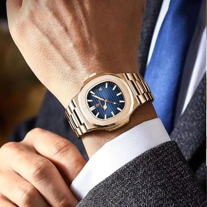 Men Poedagar Watch: Poedagar Man Fashion Wristwatch – In Use