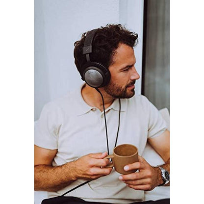 beyerdynamic T5 High-end Tesla Headphones (3rd Generation) – In Use