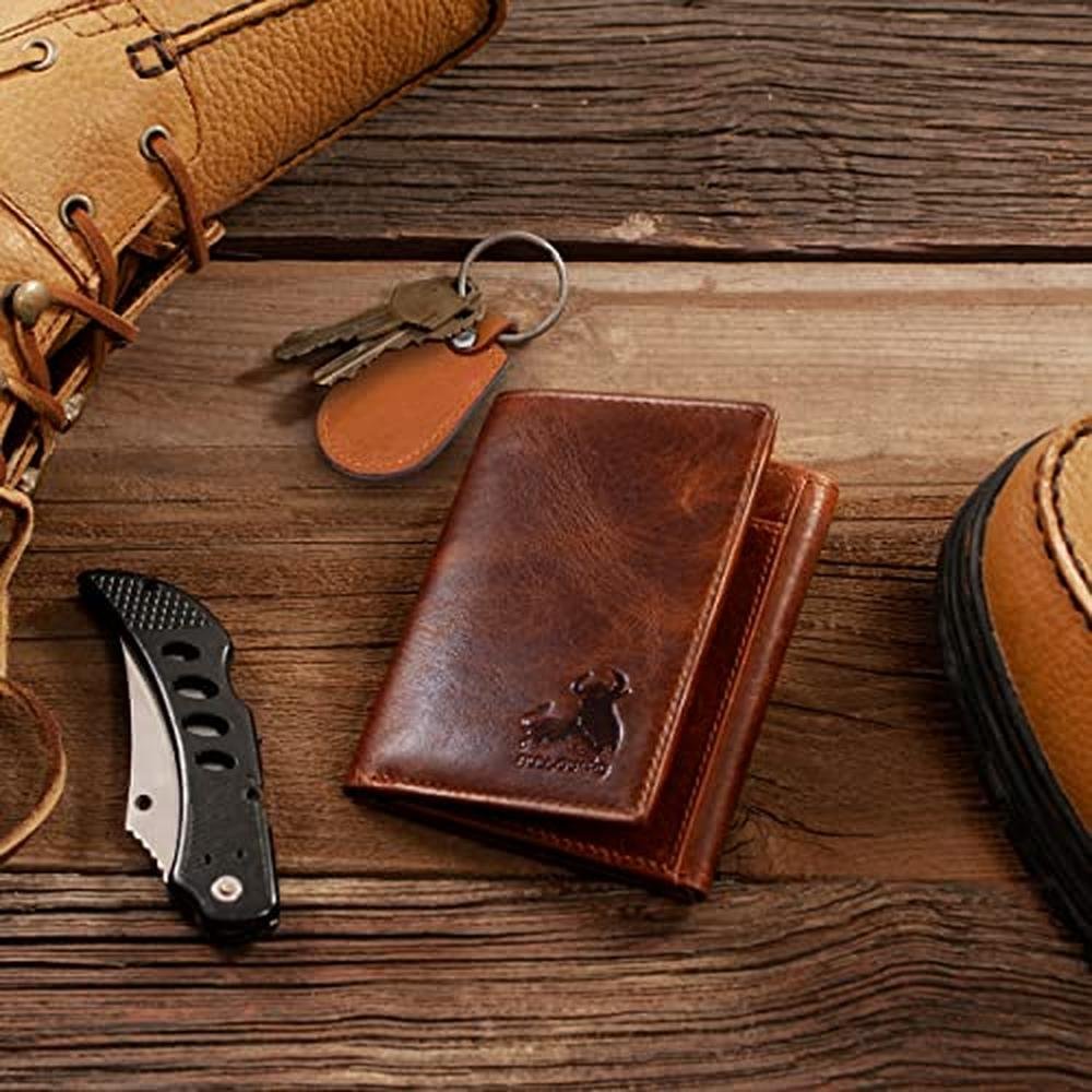 BULL GUARD Best Leather Men's RFID Trifold Wallet With ID – In Use