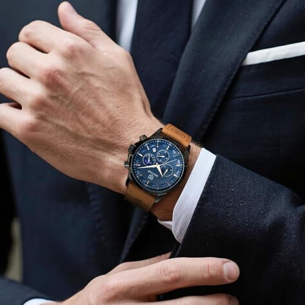 Men Watches: BENYAR Chronograph Waterproof Luminous Date – Close-up Detail
