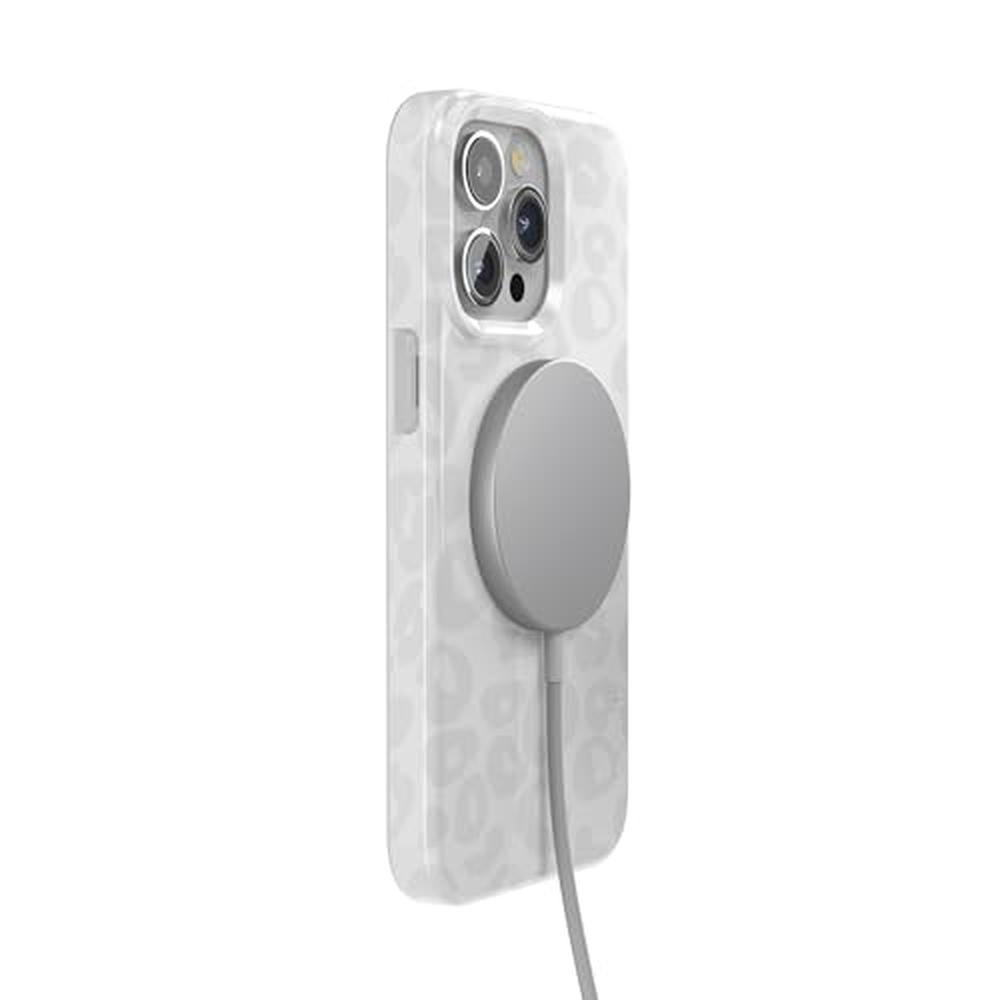 Casely iPhone 15 Pro Max Case – Packaging
